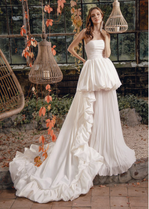Strapless Ivory Pleated Satin Unique Wedding Dress